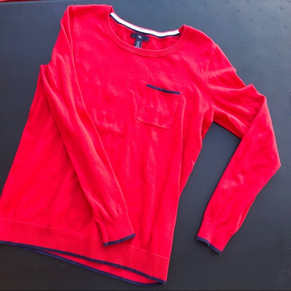 Red with blue trim GAP sweater GREAT CONDITION - Picture 2 of 5